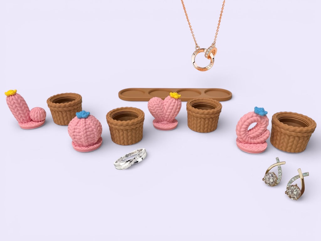 LOVE Knitted Decor with Mini Pots