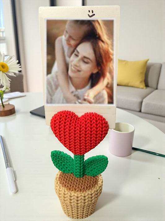 Knitted Heart Mini Photo Decor
