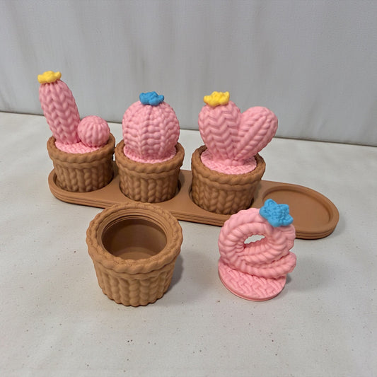 LOVE Knitted Decor with Mini Pots